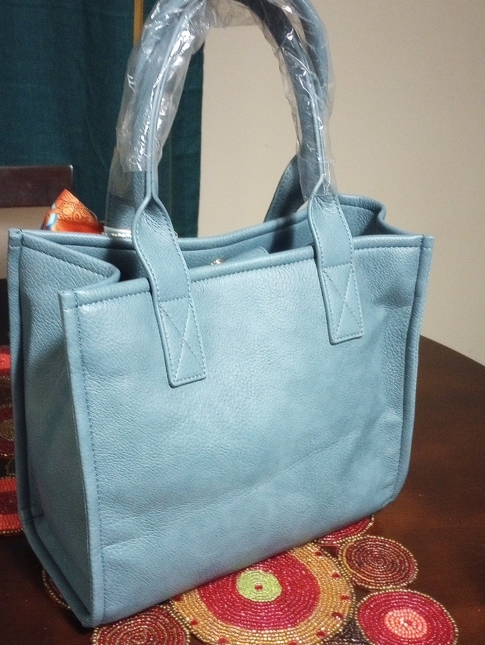 Elle Tote w/Brooch And Scarf - Picture 15 of 16